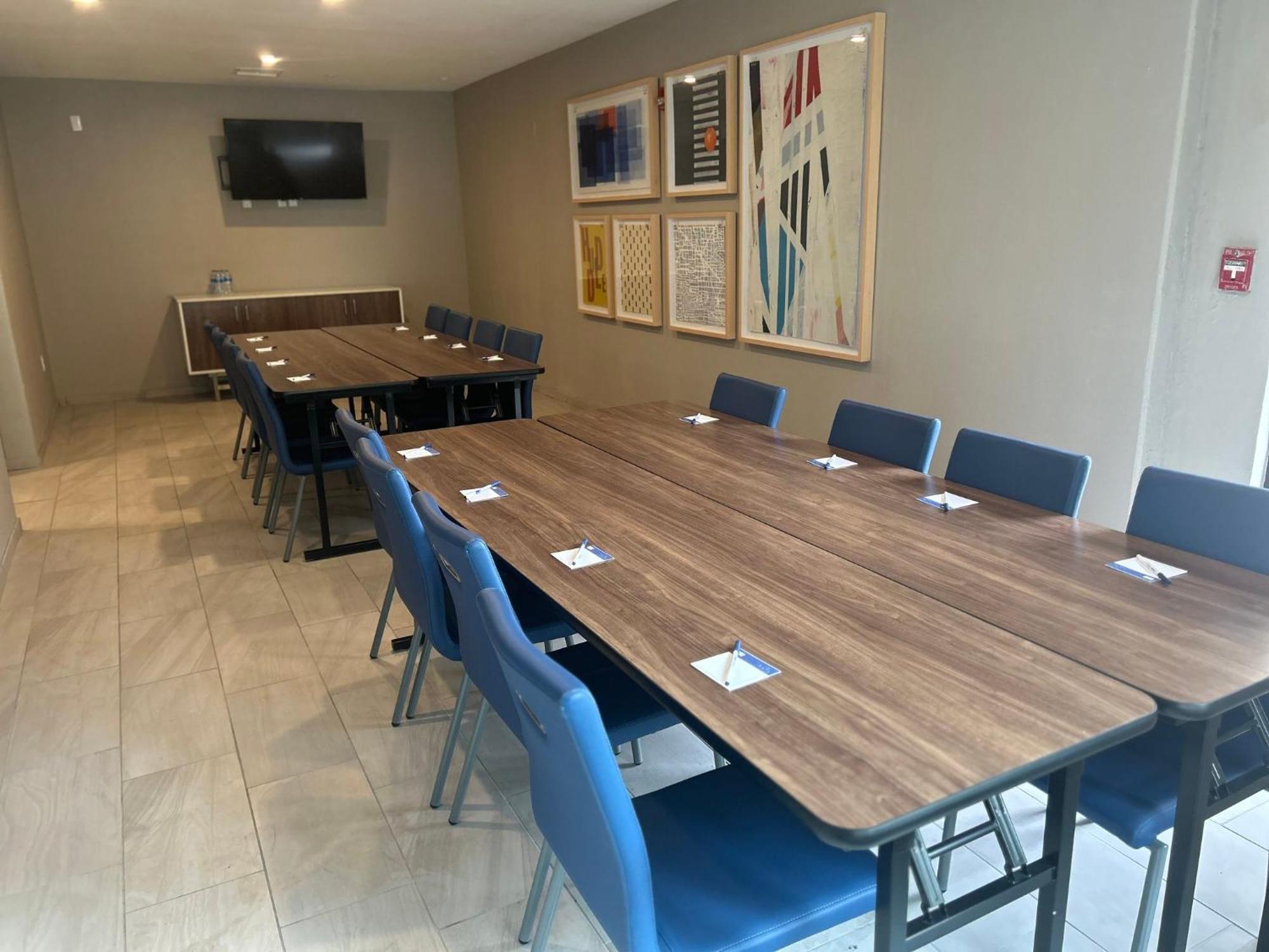 Holiday Inn Express Hotel And Suites Alice By Ihg Екстериор снимка