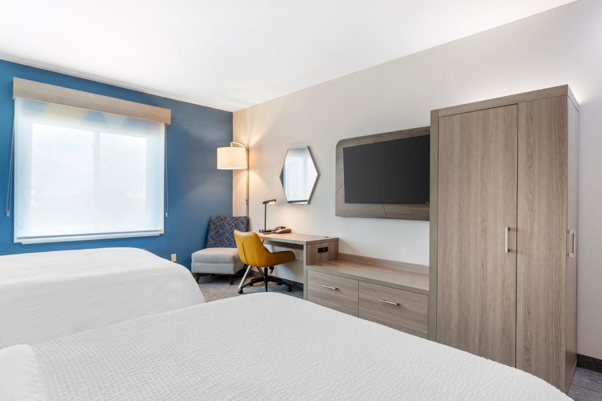 Holiday Inn Express Hotel And Suites Alice By Ihg Екстериор снимка