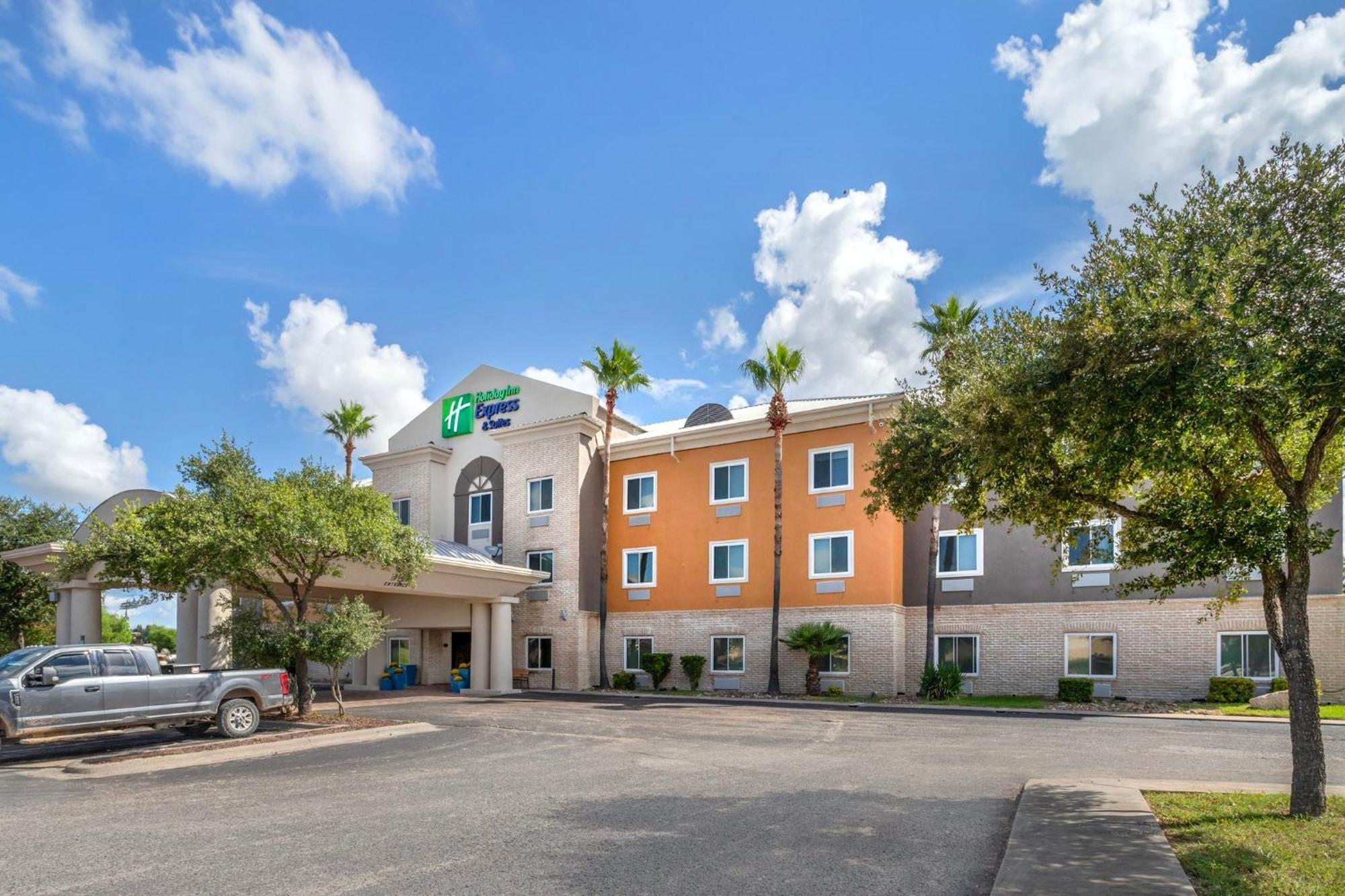 Holiday Inn Express Hotel And Suites Alice By Ihg Екстериор снимка