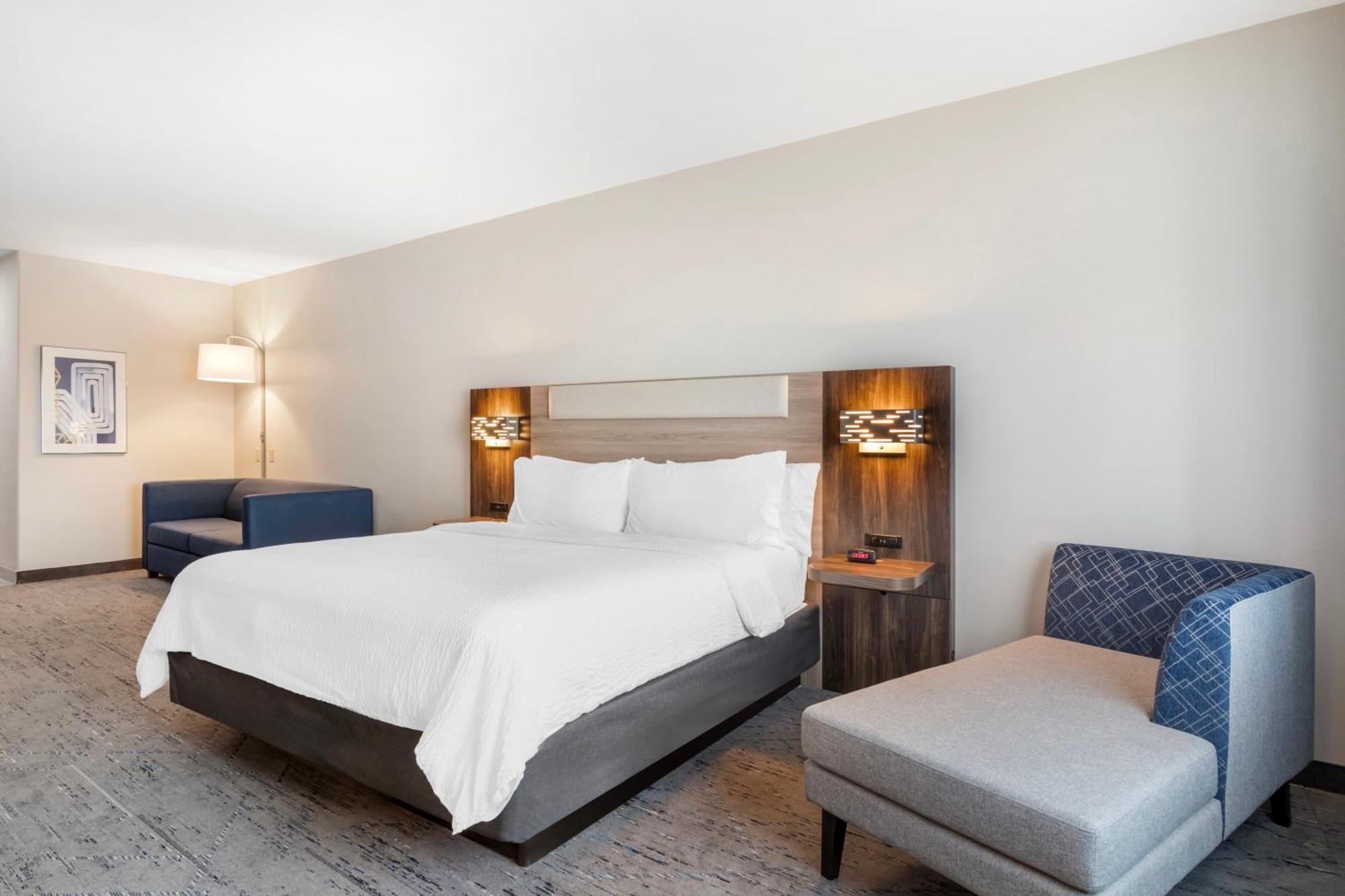 Holiday Inn Express Hotel And Suites Alice By Ihg Екстериор снимка