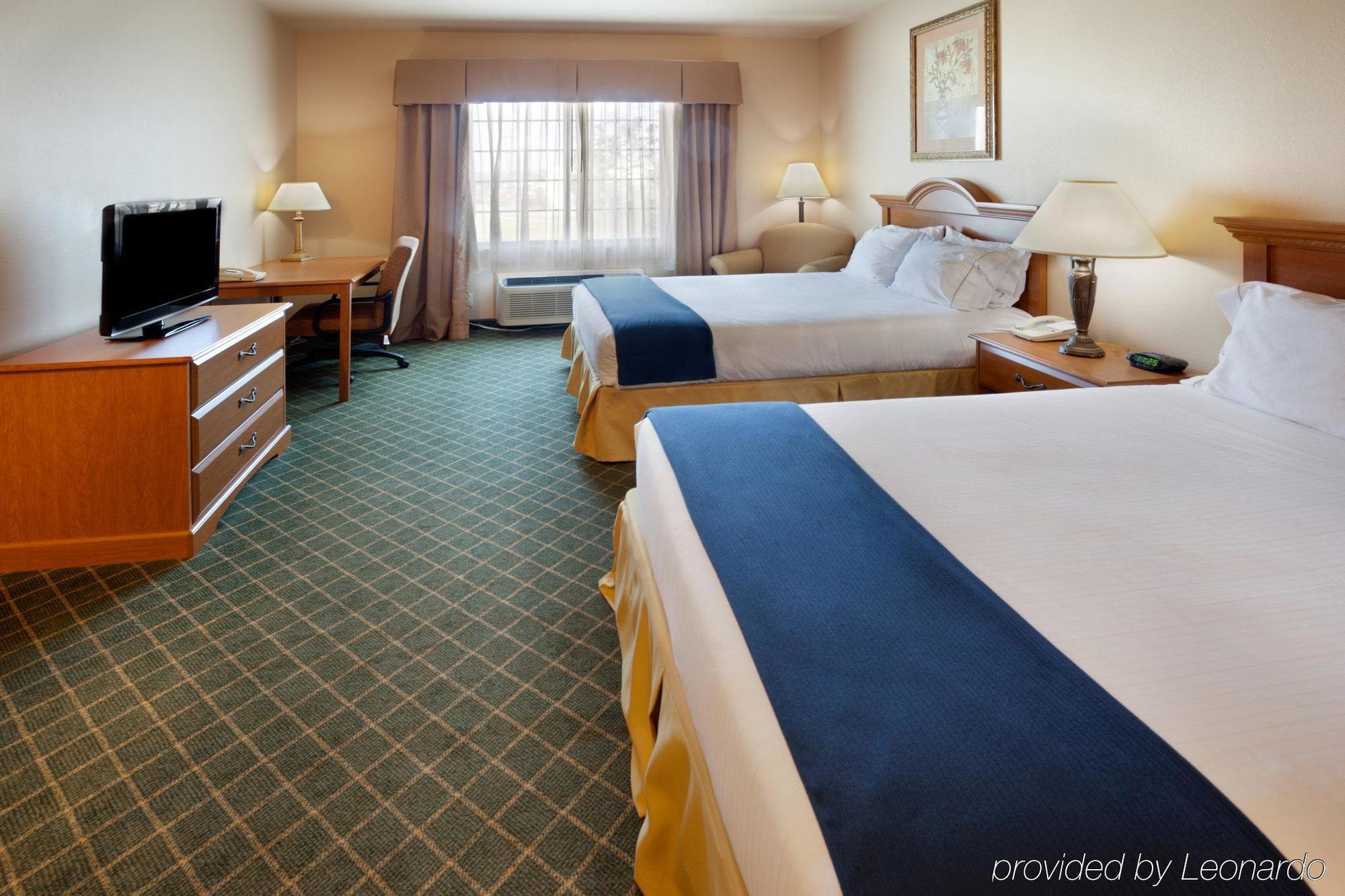 Holiday Inn Express Hotel And Suites Alice By Ihg Екстериор снимка